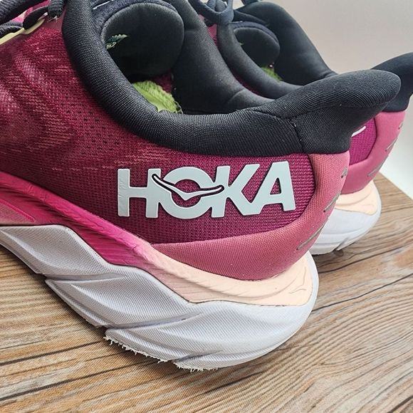 Hoka One One ARAHI 6 Women's Pink /Black Sneakers Size 8B - Picture 8 of 13